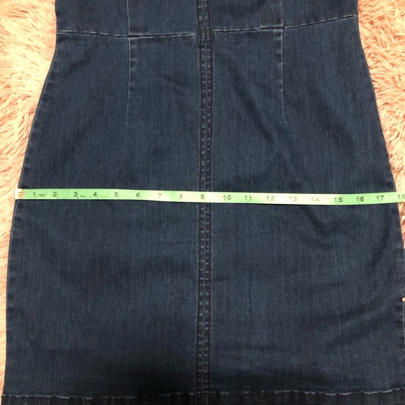 Bebe Dress Denim Sleeveless Mini Size 10 Blue Cutout V-Back - Picture 9 of 15